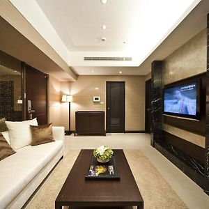 Itaipei Service Apartment